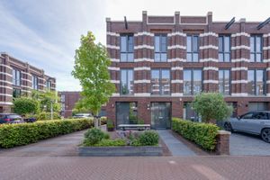 homes for rent on Thalassa